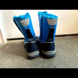 Boys Snow Boots Landsend Size 1 Blue